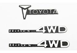 RC4WD Toyota Hilux Emblem 