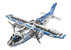 LEGO Technic Frachtflugzeu LEGO Technic Frachtflugzeu